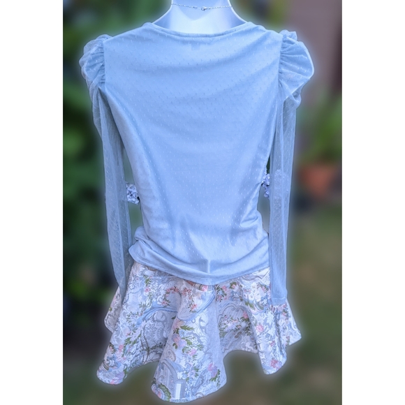 Lace blouse sheer gathered puff shoulder sleeves - Picture 5 of 10